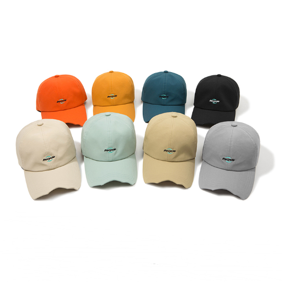 Adjustable couple hat