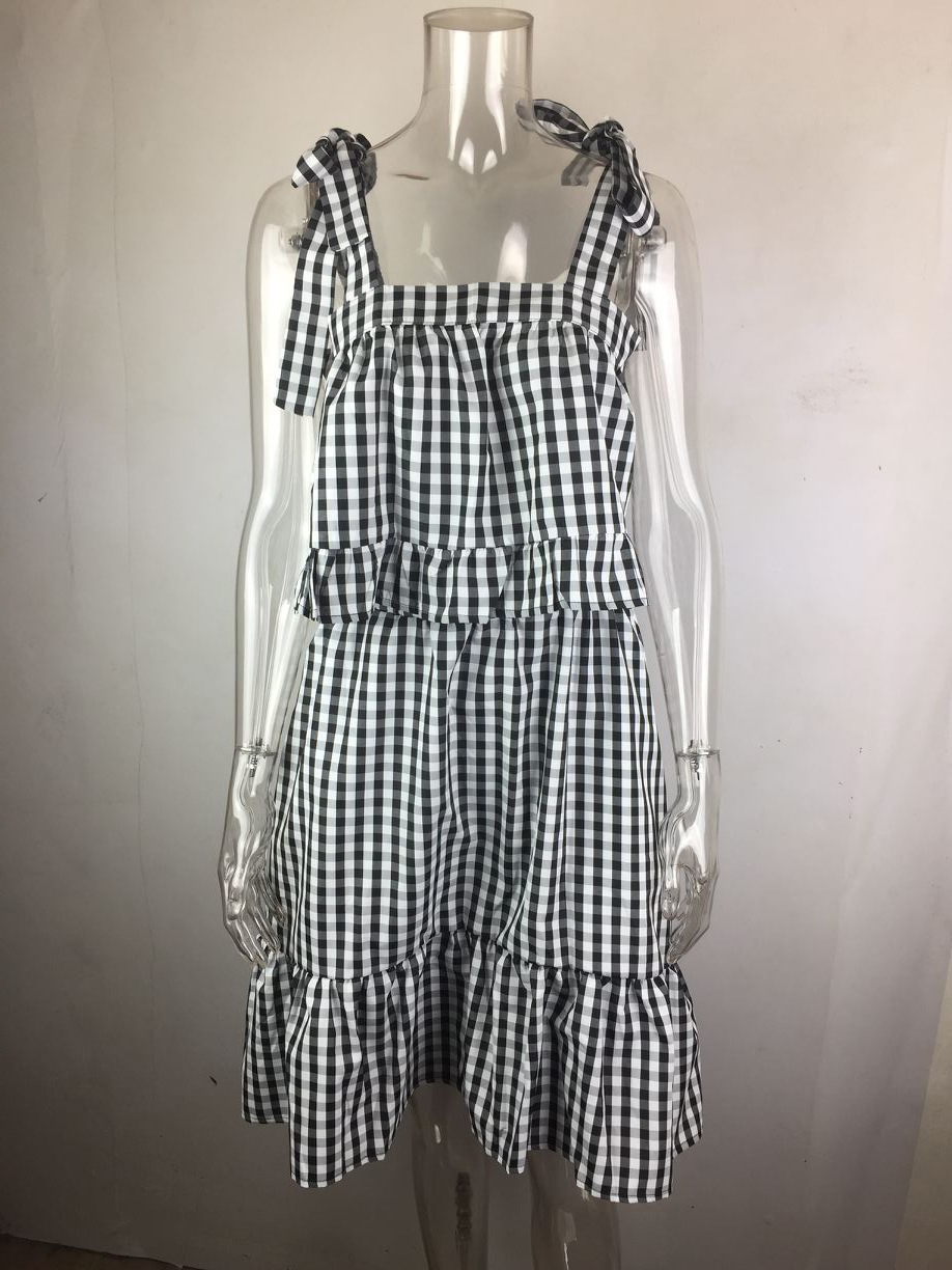 Checked lace strap ruffle skirt