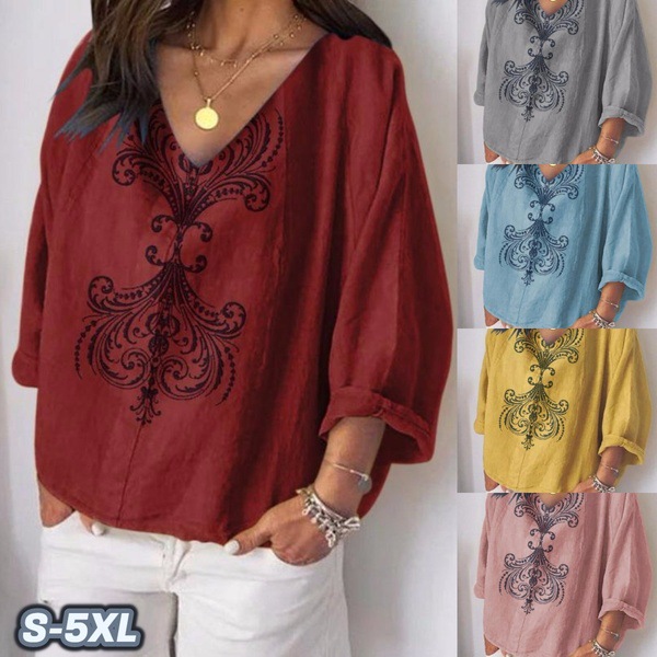 V-neck printed long-sleeved T-shirt shirt