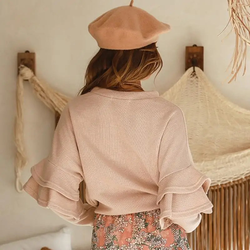 New winter sweater lotus leaf trumpet stitching loose off ro