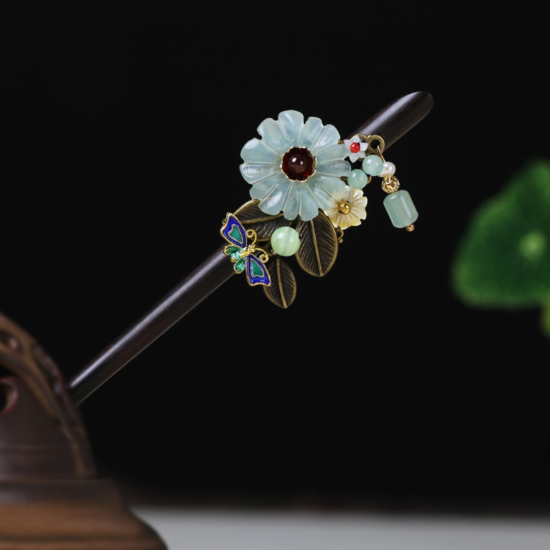 Hair pin with antique fringe Magic - Shop at LoveMi