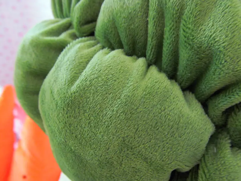 Creative fruit and vegetable pillow