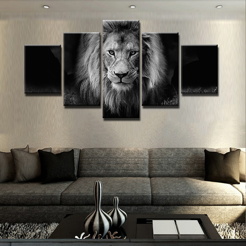 Black and white lion painting