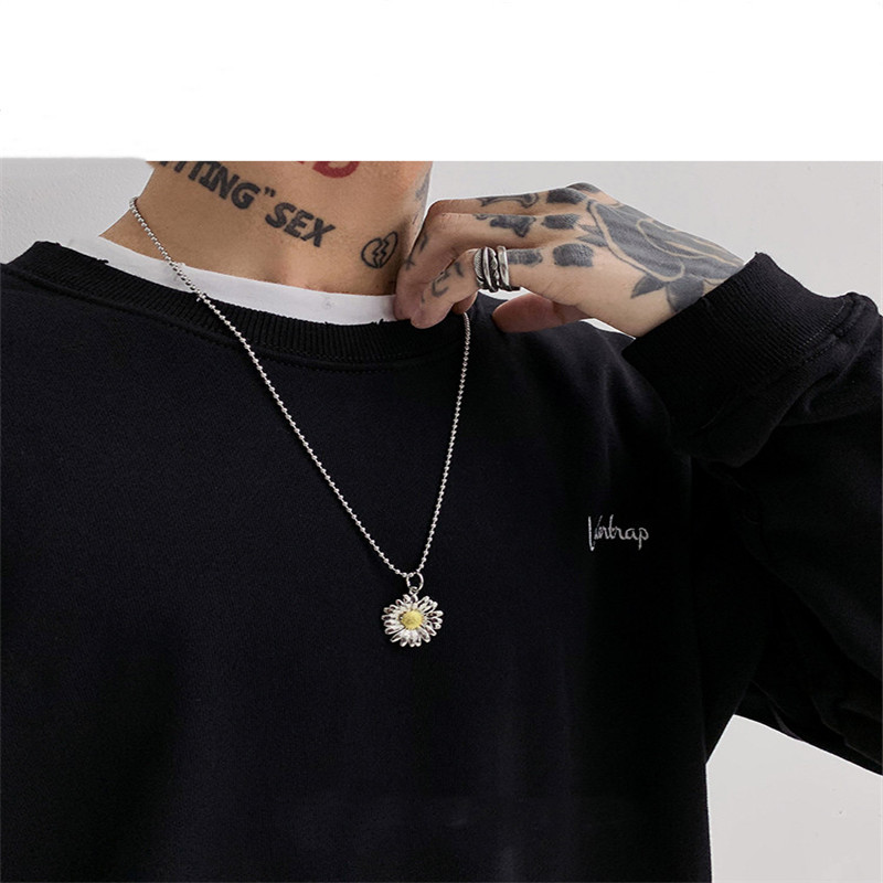 Ladies clavicle personality street accessories