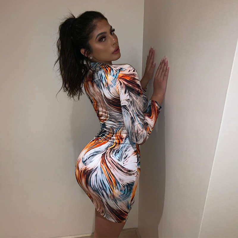 Long-sleeved round neck dress