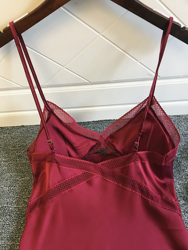 Hot lace lace nightdress with chest pad