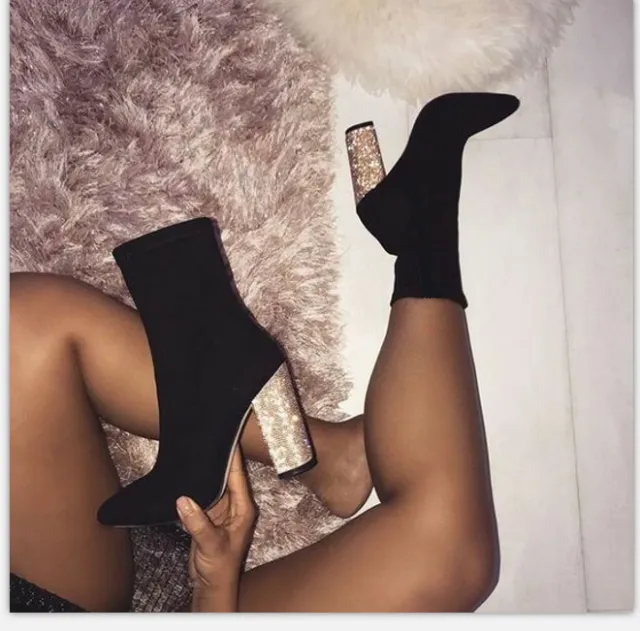Chunky high heeled shoes with pointed elastic Black - Shop at LoveMi