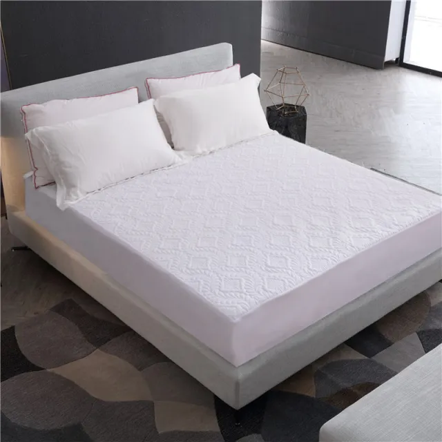 Moisture proof mattress protector White Twist - Shop at LoveMi