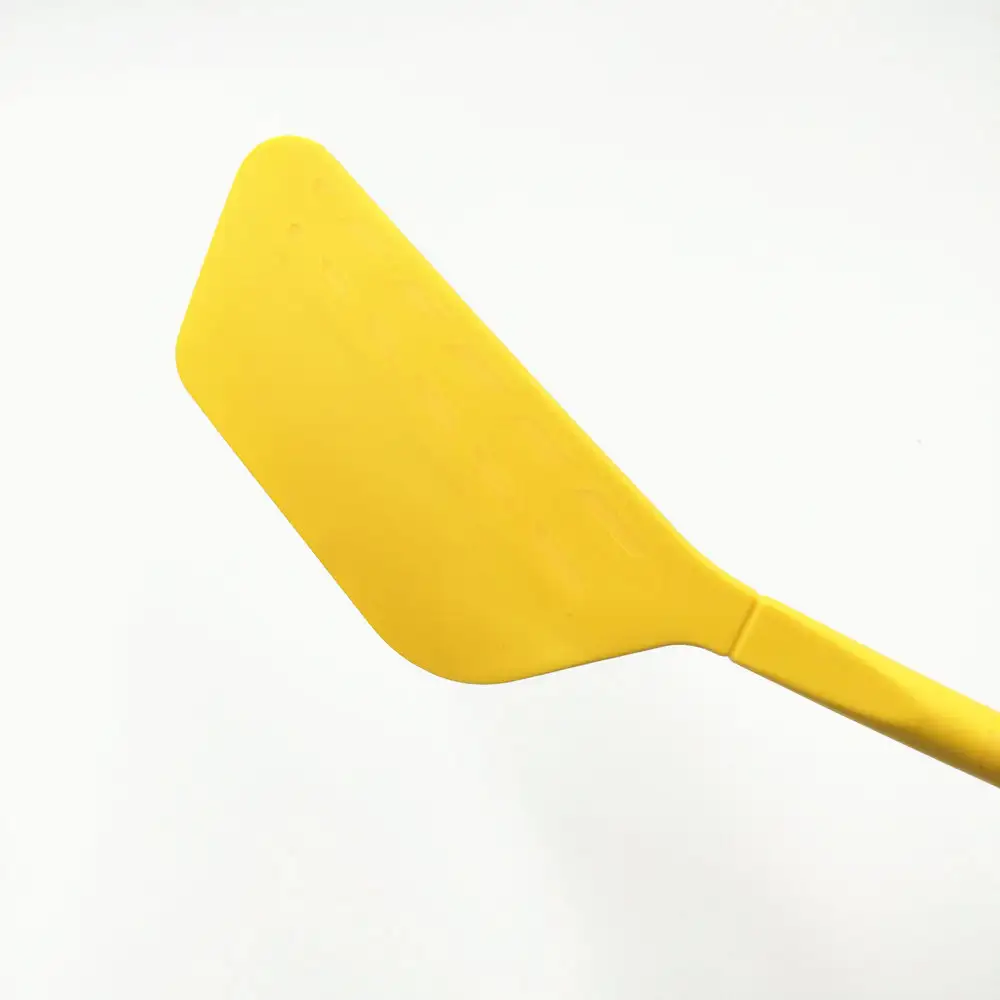 Non-stick omelette shovel