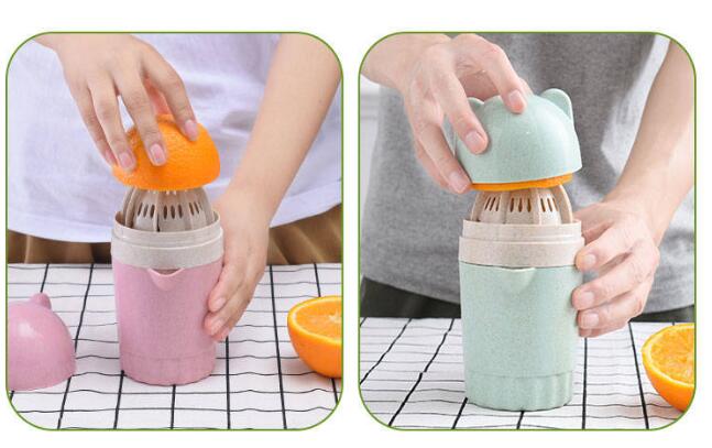 Orange juice squeezer fruit juicer