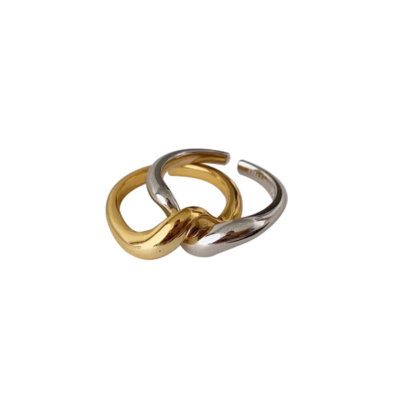 Geometric double ring female index finger