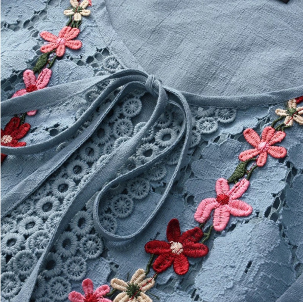 V-neck lace-up 3/4 sleeve shirt