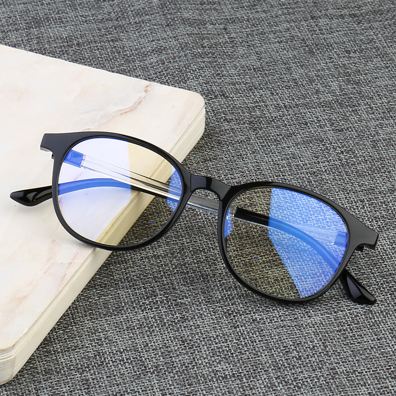 Women’s comfortable glasses frame