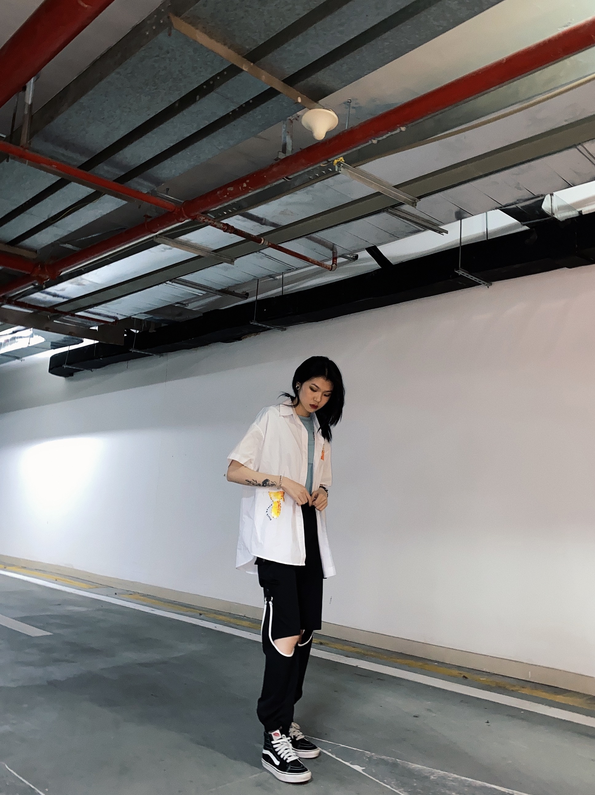 Slim and loose straight casual pants