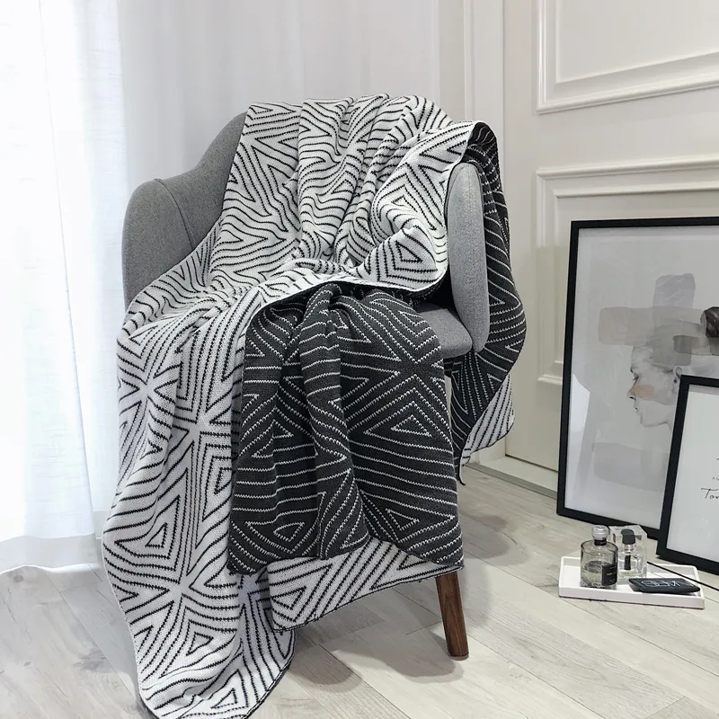 Nordic knitted woollen blanket - Black White