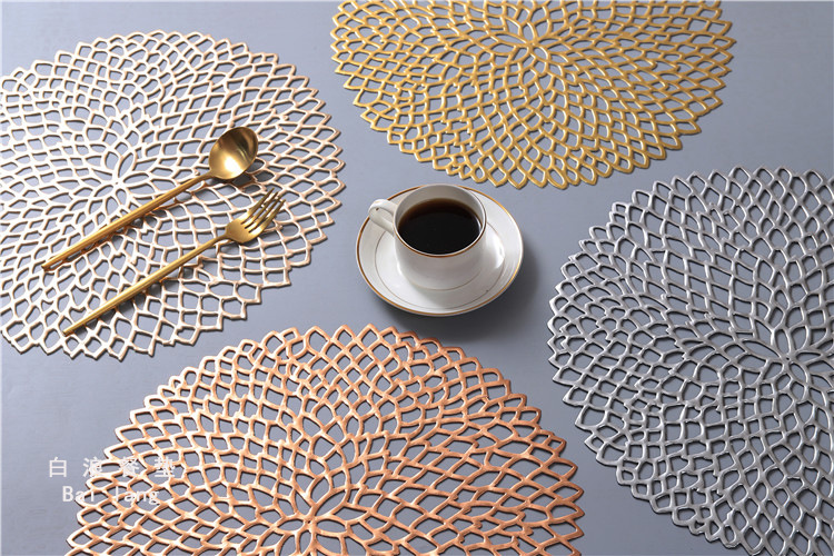 Hollow out flower - shaped western food mat