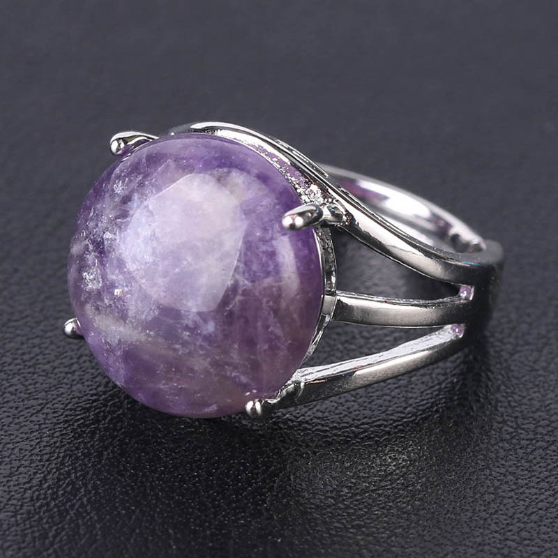 Ring with crystal hollowed-out camisoles