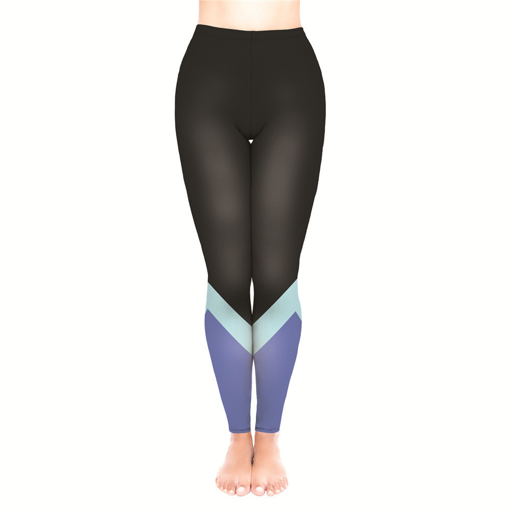 Black European and American printed cropped trousers