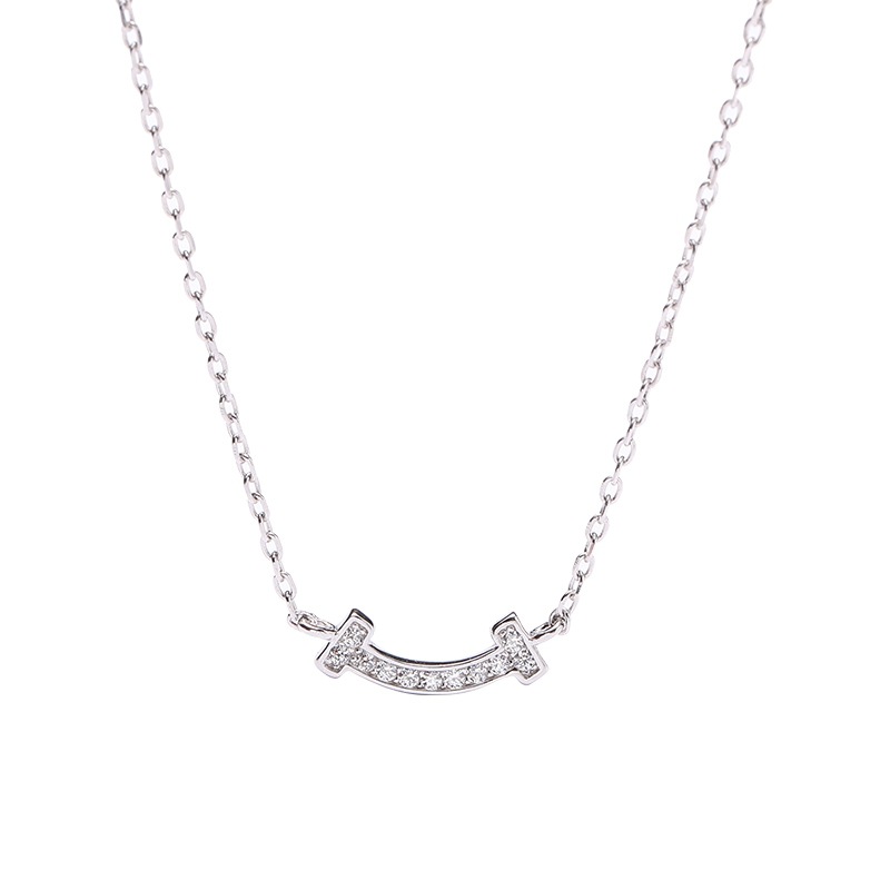 Simple smile face necklace