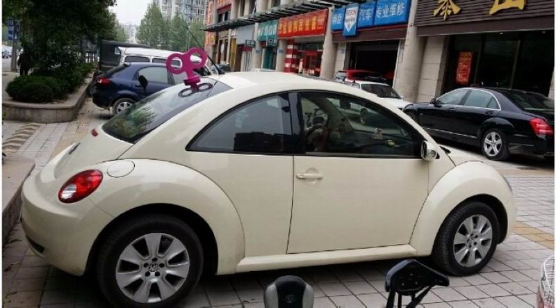 Car clockwork decoration (Purple)