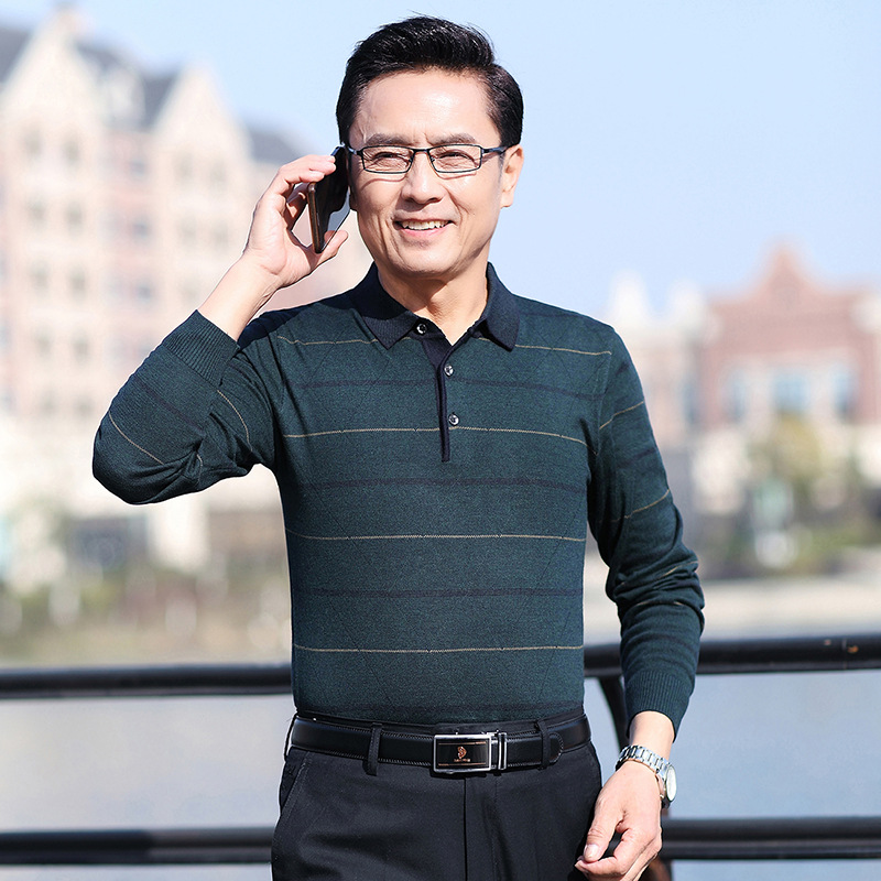 Thin lapel knit for middle-aged men