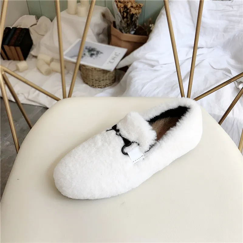 Mid Heel Round Toe Flat Peas Shoes - White