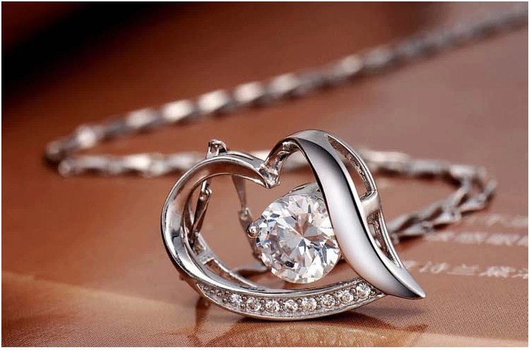 Everlasting Love Pendant