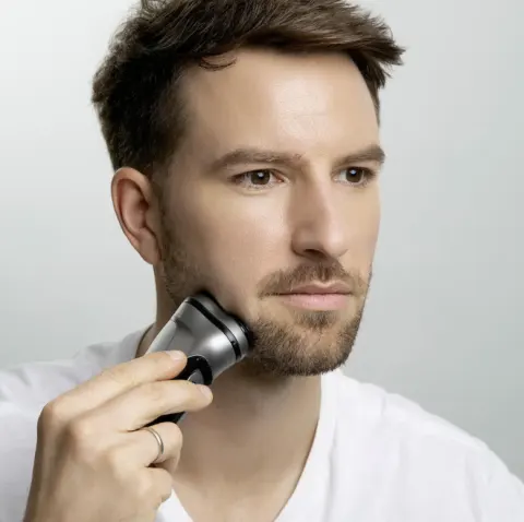 BlackStone Three-blade Razor