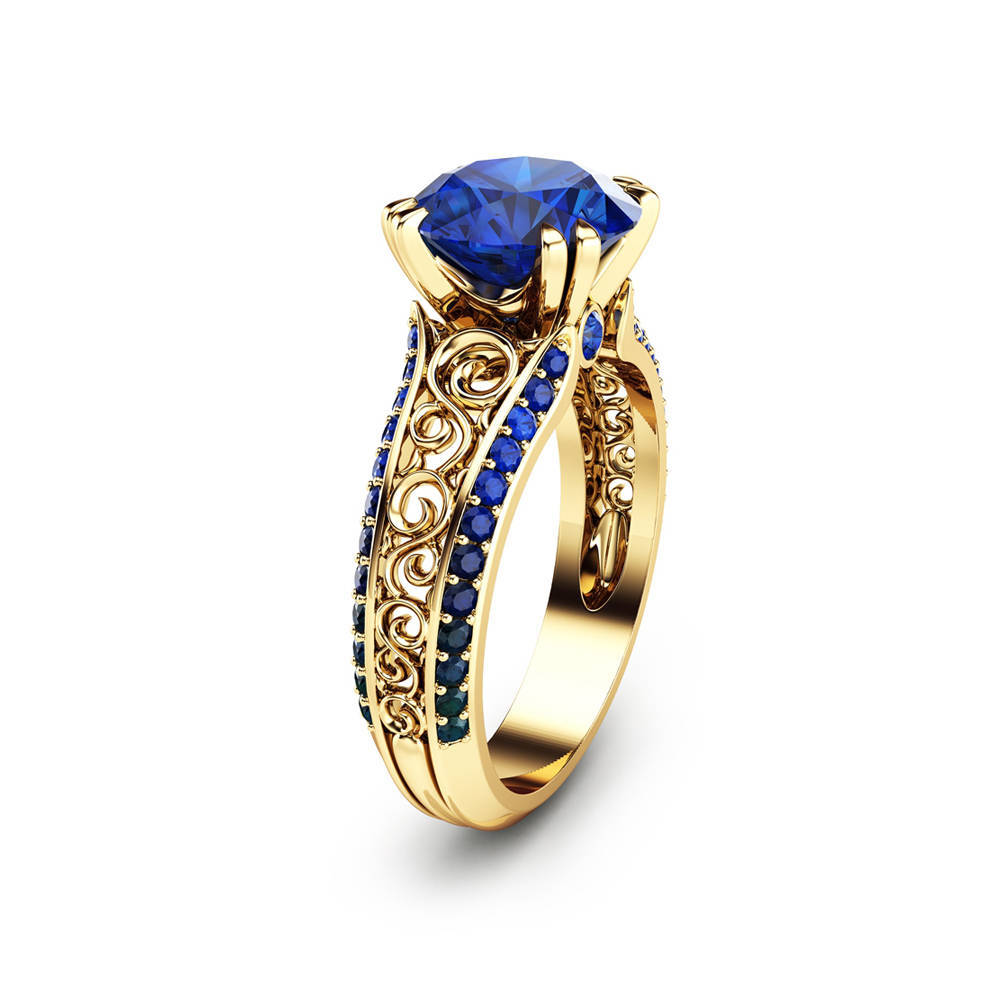 Openwork flower ring