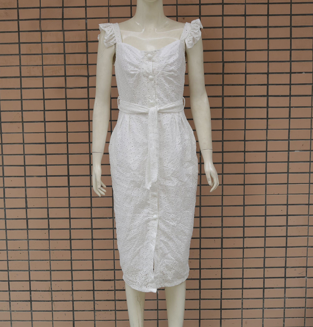 Square-neck embroidered slim dress