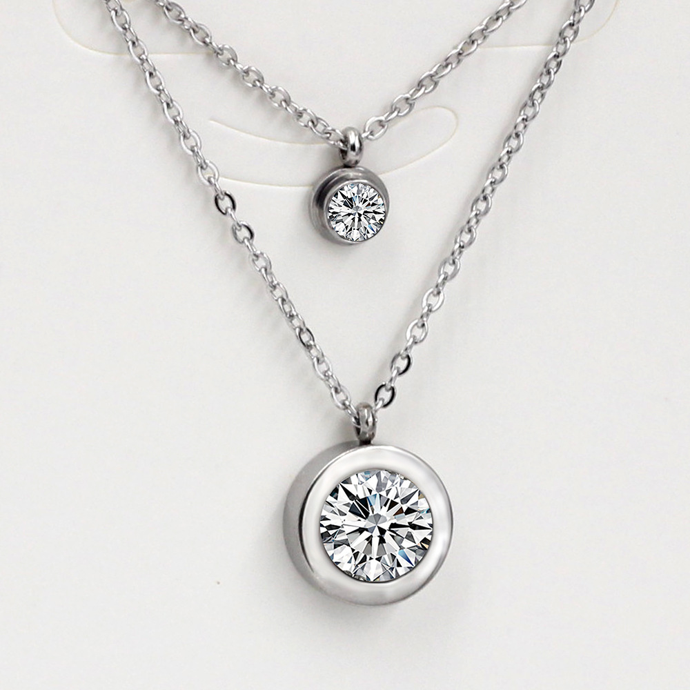 Double chain pendant necklace