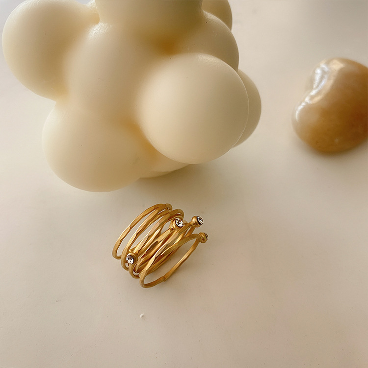 Retro hipster personality wild zircon pearl ring