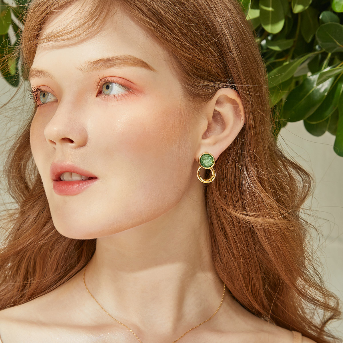 Temperament Avocado Green Ear Clip