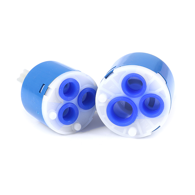 Faucet mixing valve core