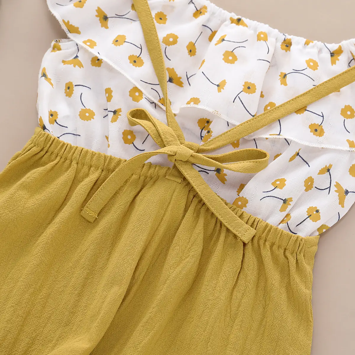 Girls' floral camisole suit
