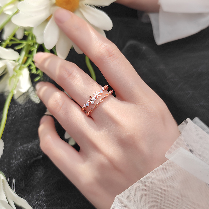 Small flower double hollow ring