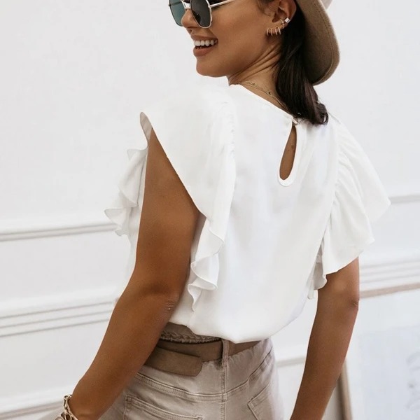 Ruffled short sleeve shirt