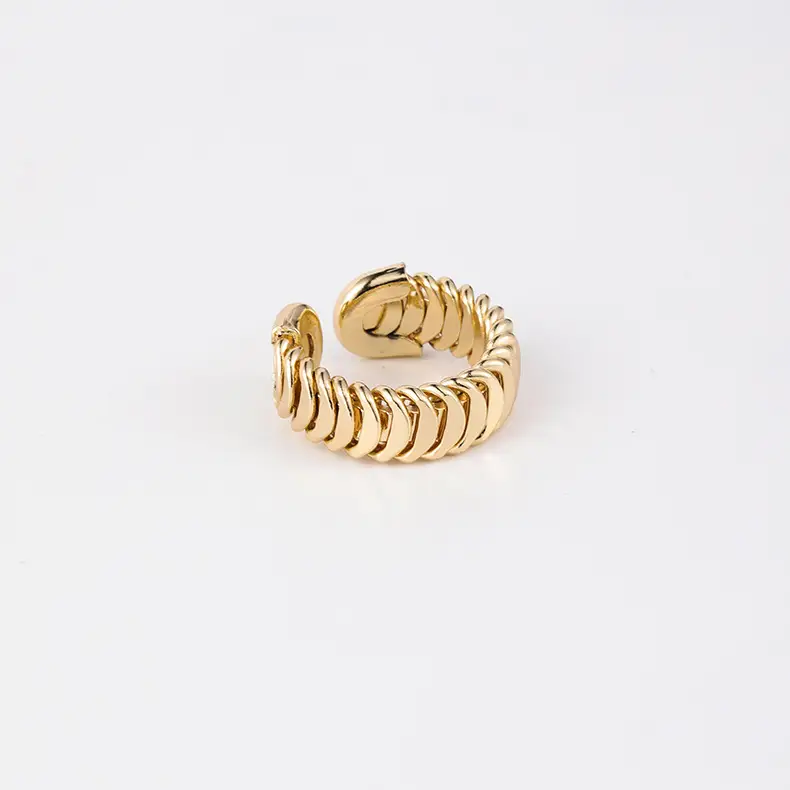 Concavo-convex metal combination ring