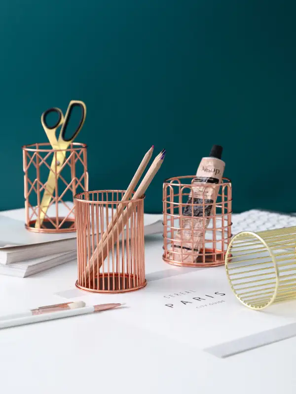 Gold iron pen container