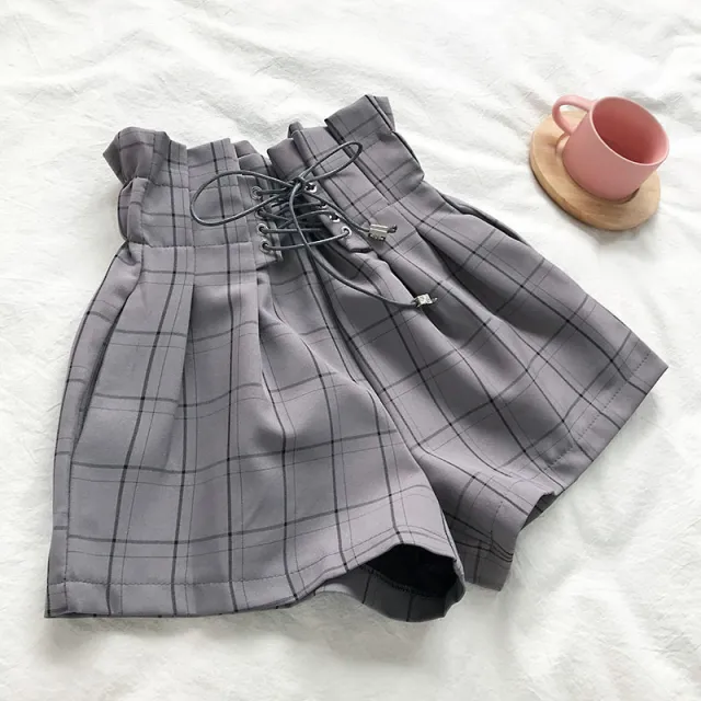 Flower bud tie plaid shorts Grey - Shop at LoveMi