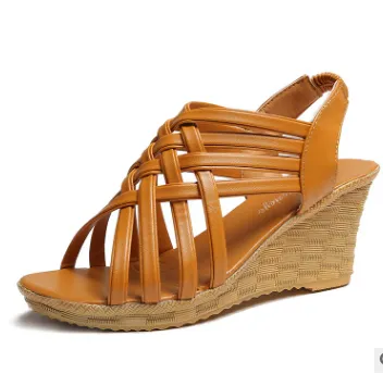 Fishbill Wedge Sandals - Brown