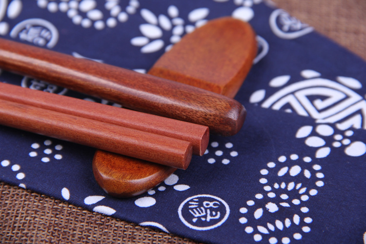 Japanese style wooden chopsticks and spoon combination