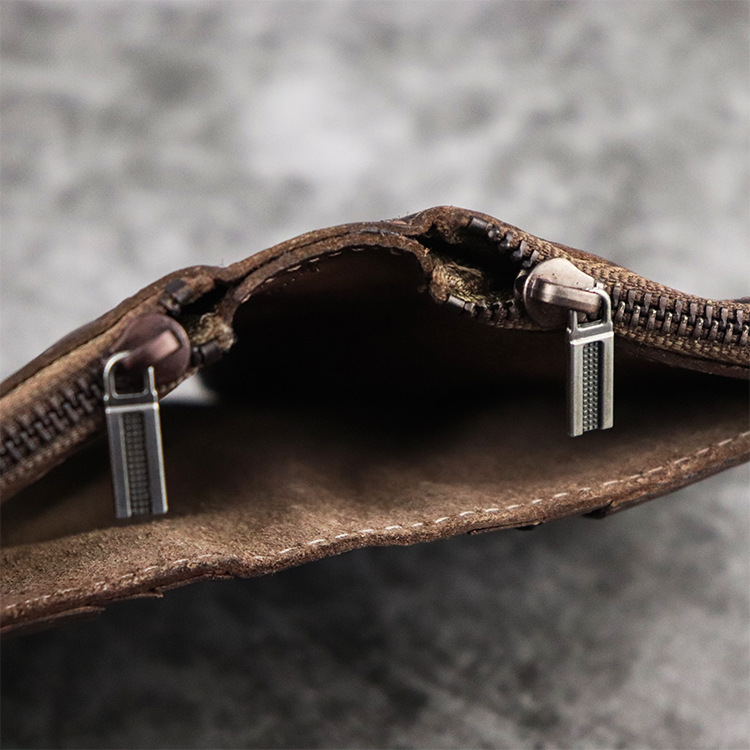 Vegetable tanned leather zipper wallet