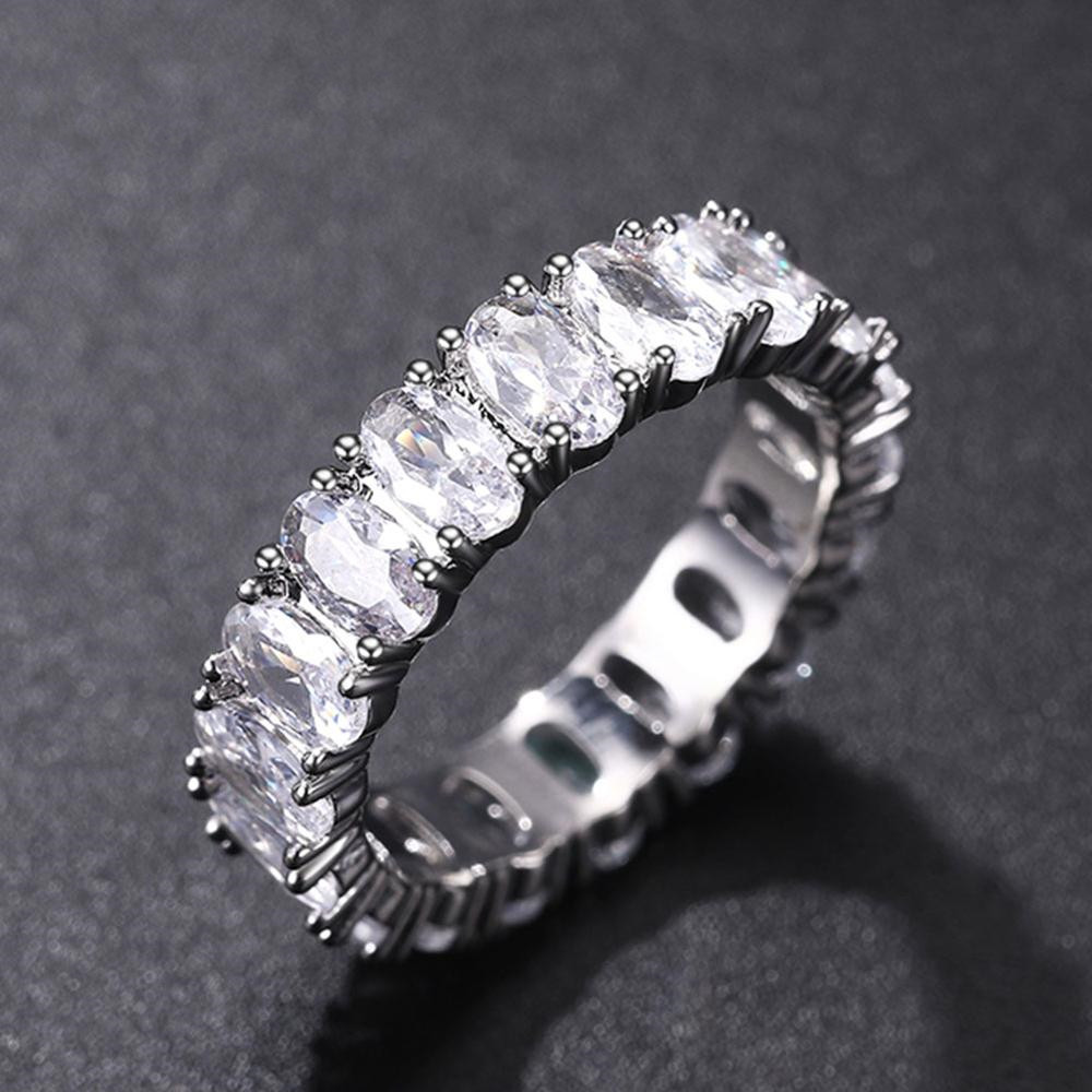 Ladies egg-shaped zircon ring
