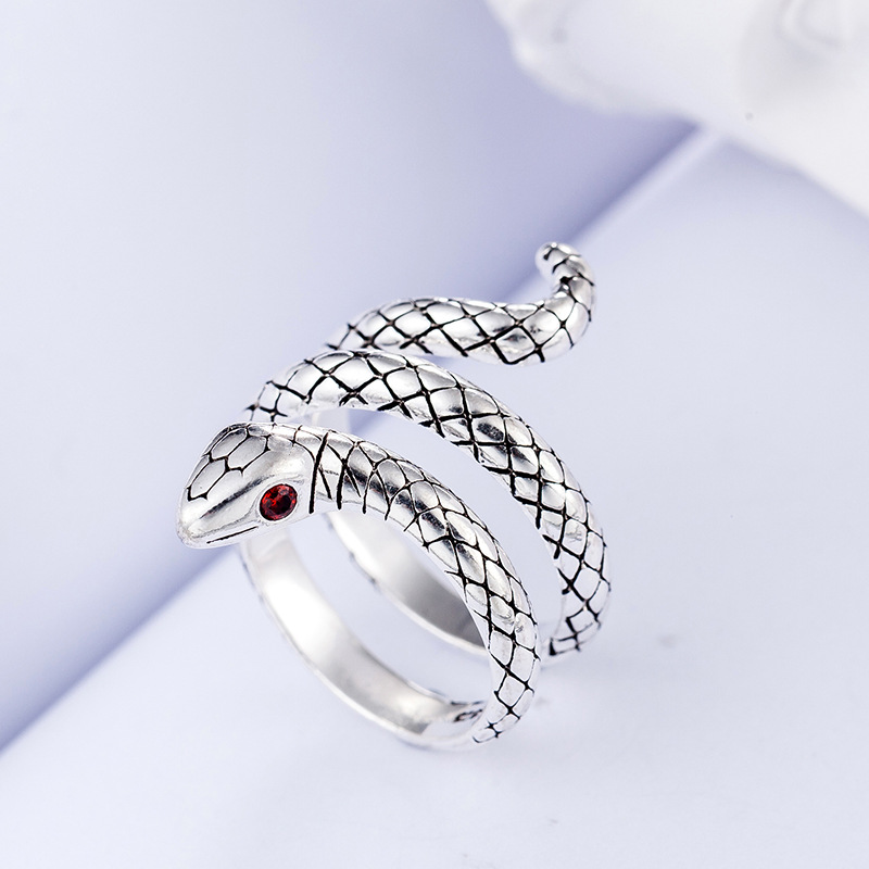 Vintage Thai silver snake ring