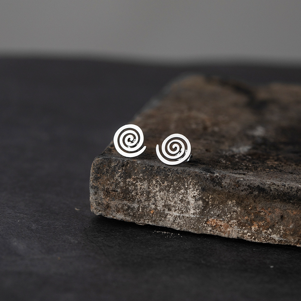 Alloy simple earrings