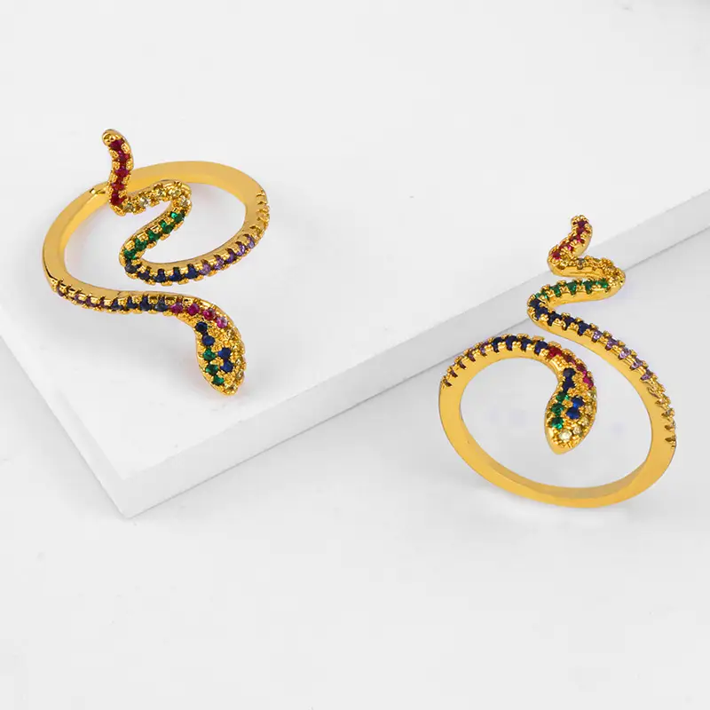 Serpentine ring