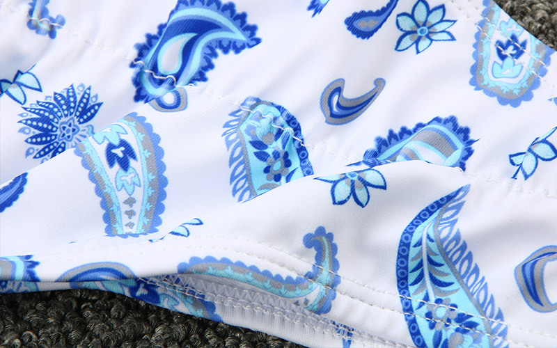 Deep V ribbon stitching lace strap