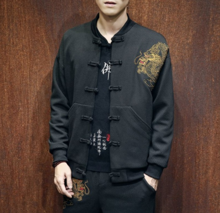 Buttoned embroidered jacket