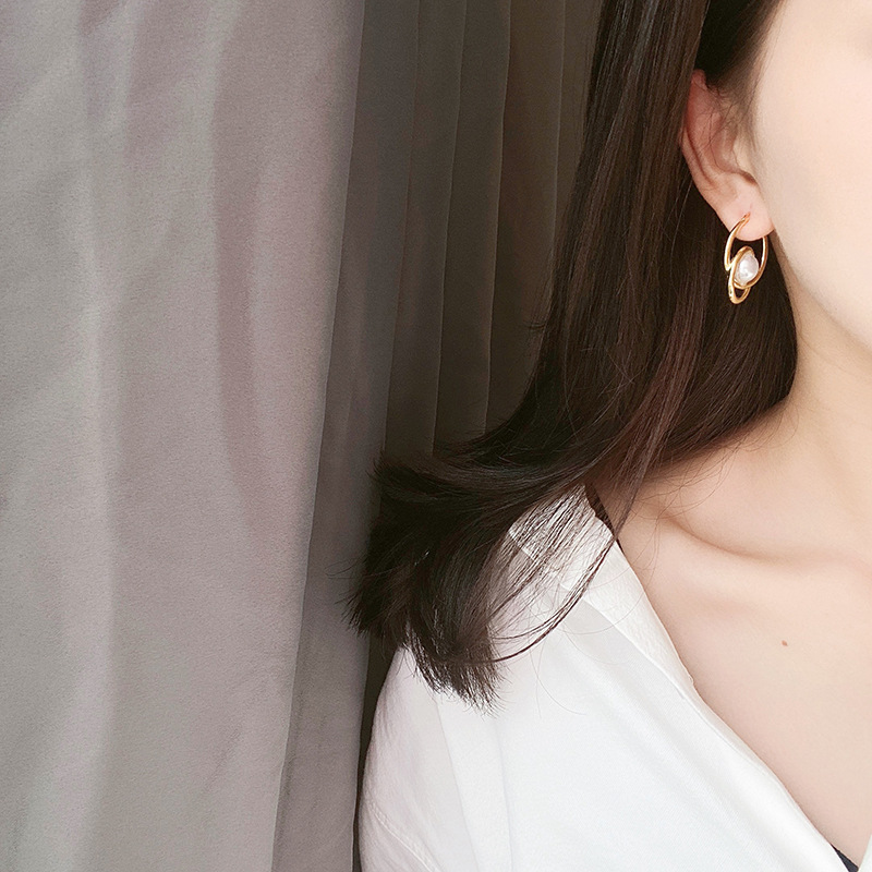 Double Ring Pearl Enamel Stud Earrings